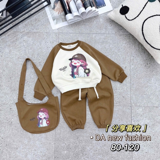 Set bộ nỉ bé gái