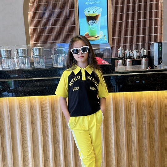 Bộ thun bé gái