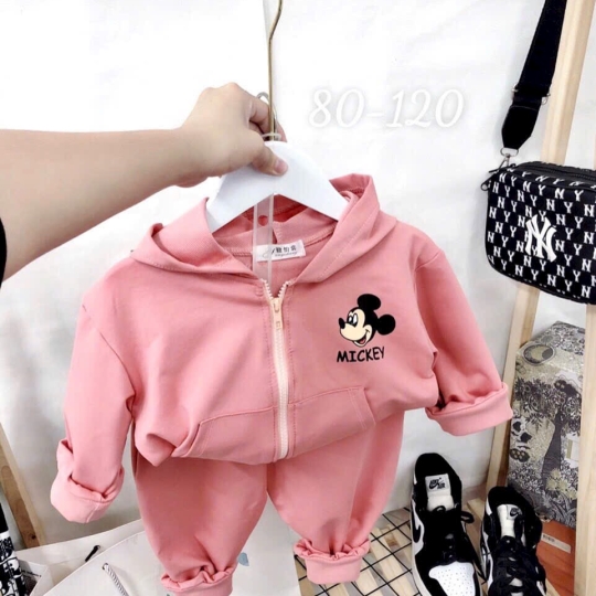 Set bộ QC tay dài